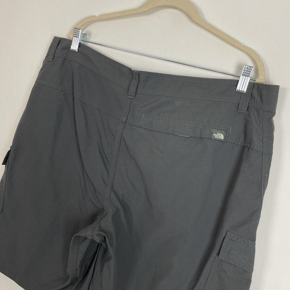 North Face Hiking Cargo Shorts Mens Size 38 Gray - Picture 6 of 10
